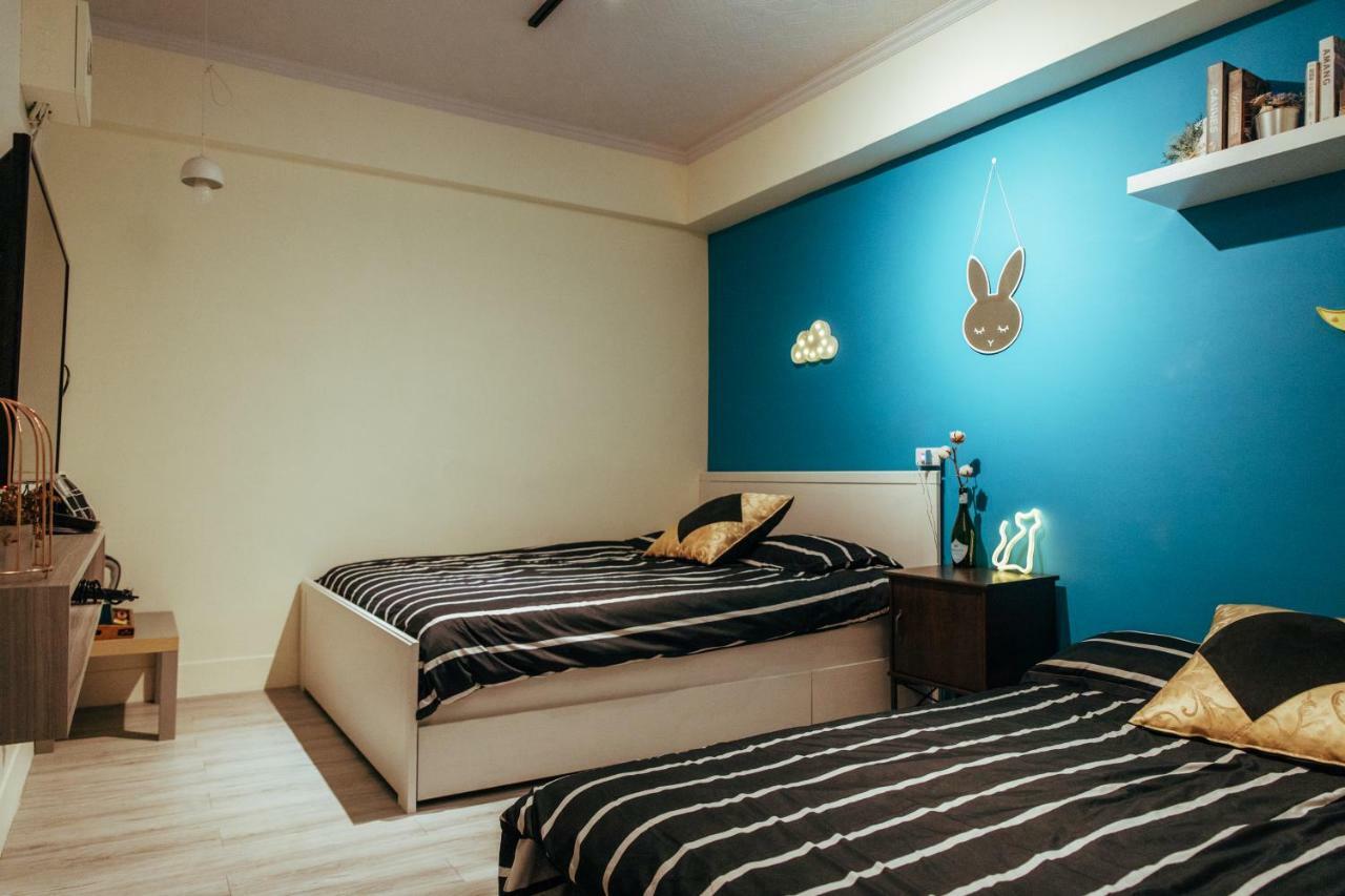 Bird Series Backpacker輕隔間背包客 Apartment Tainan Exterior photo